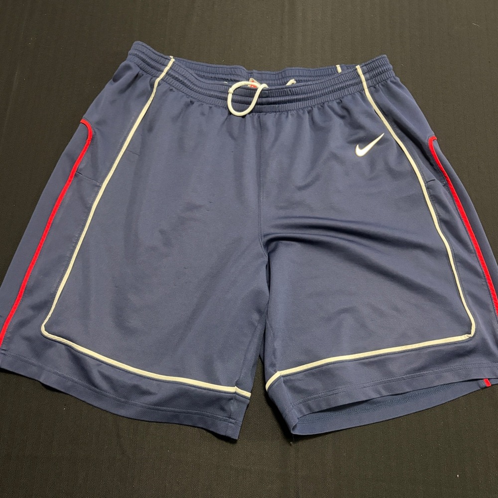 Nike UConn Huskies Basketball Shorts Mens Large Navy Blue Y2K Vintage Authentic